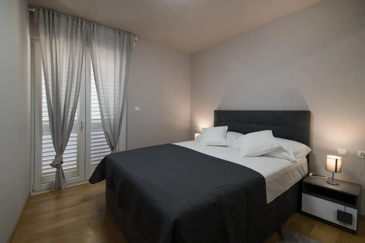 Brand New Aparment With Sea View & Swimming Pool At Ciovo - Villa Fiorentini Trogir Apartment