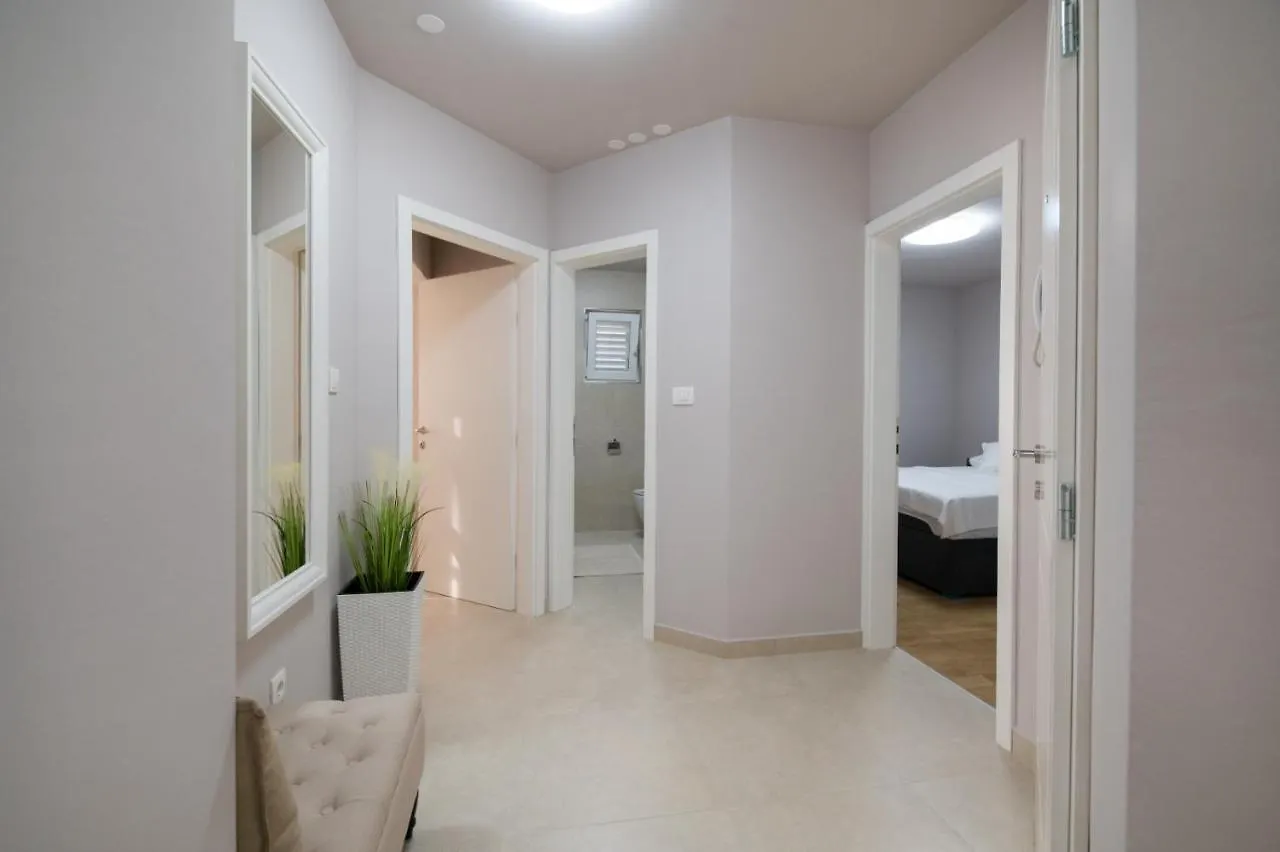 Brand New Aparment With Sea View & Swimming Pool At Ciovo - Villa Fiorentini Trogir Apartment