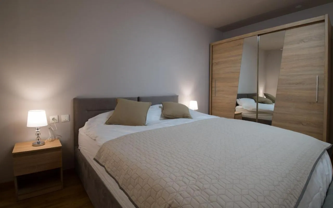 Brand New Aparment With Sea View & Swimming Pool At Ciovo - Villa Fiorentini Trogir Apartment