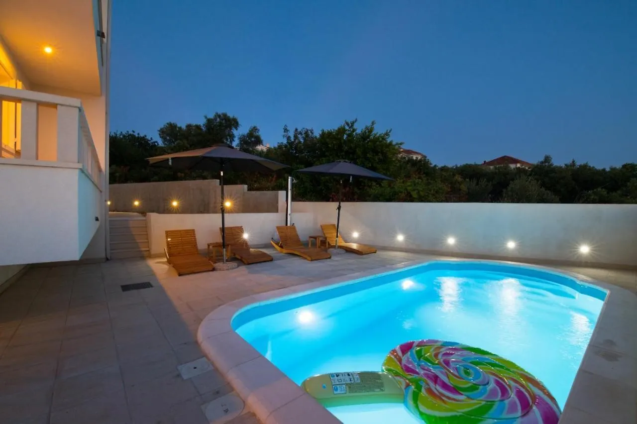 Brand New Aparment With Sea View & Swimming Pool At Ciovo - Villa Fiorentini Trogir Apartment